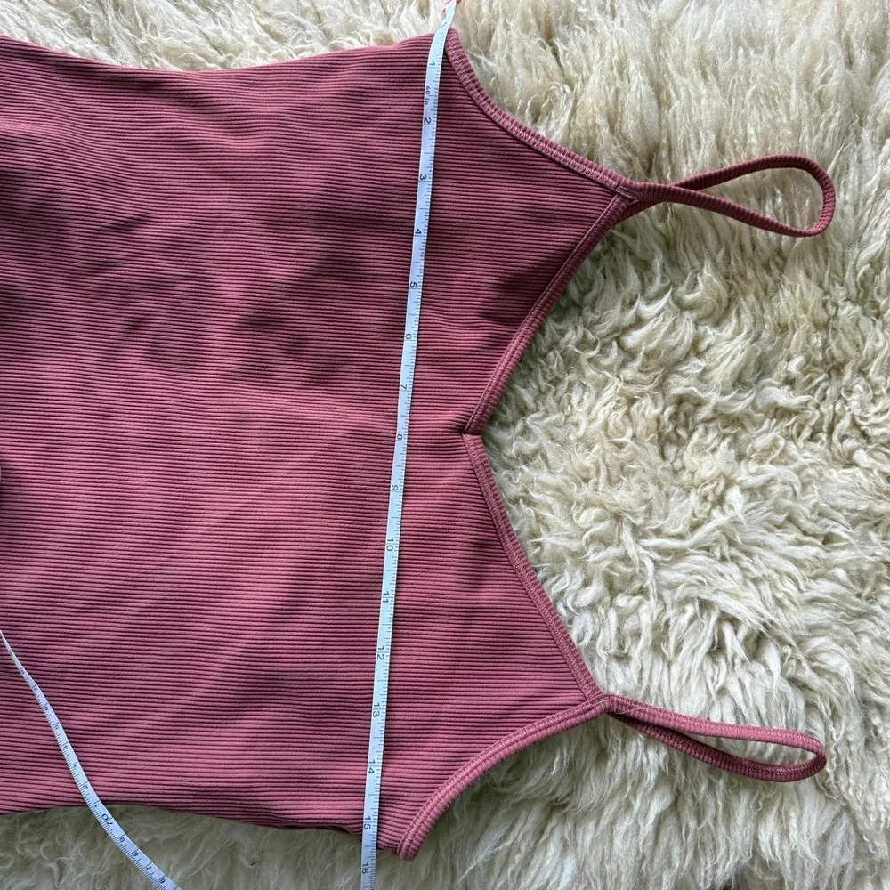 Gap Fit Ribbed V-Neck Cami Crop Tank Top - Dusty Rose - Picture 2 of 5
